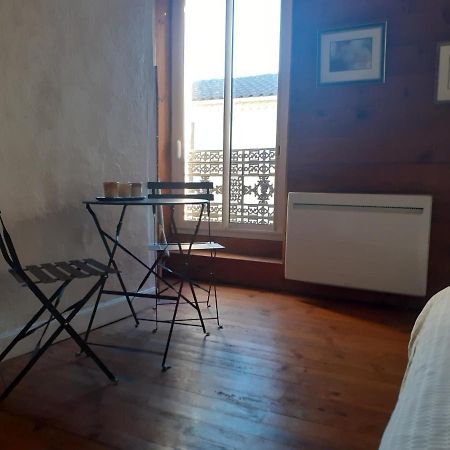 Chambre Chez Annick Samadet Buitenkant foto